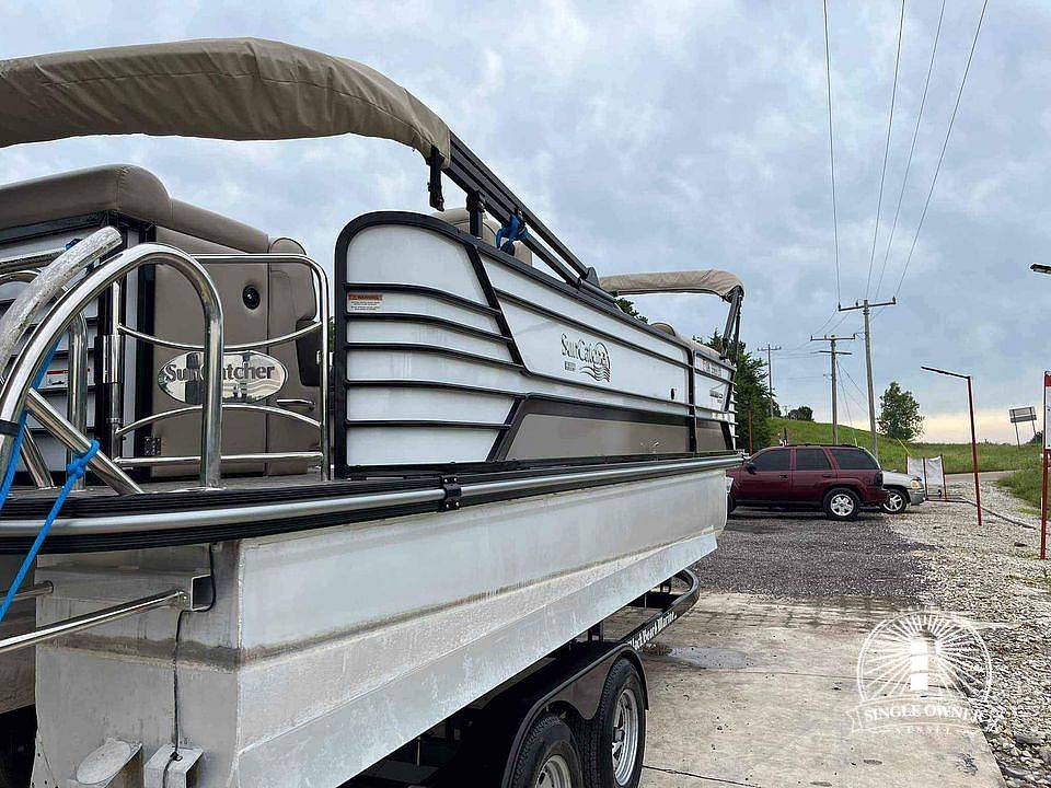 Slide: The Image of SunCatcher Elite 322C Saltwater Series 2021 - 14612697