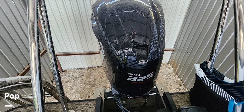 Slide: The Image of SunCatcher Elite 322C Saltwater Series 2021 - 14660718