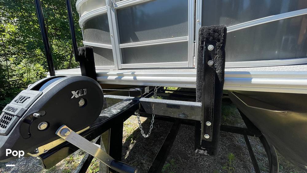 Slide: The Image of Power Tongue Jack - 10866761