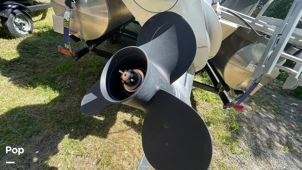 Slide: The Image of Brand New Prop! - 10866751