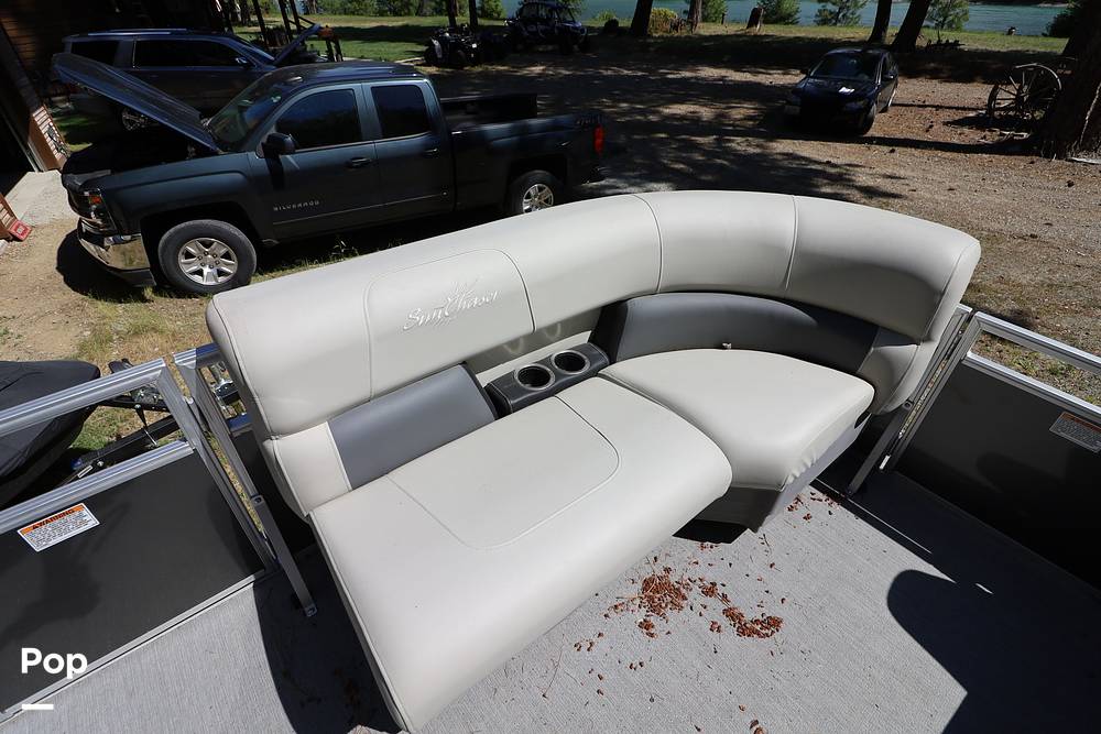 Slide: The Image of bench seat - 10866852
