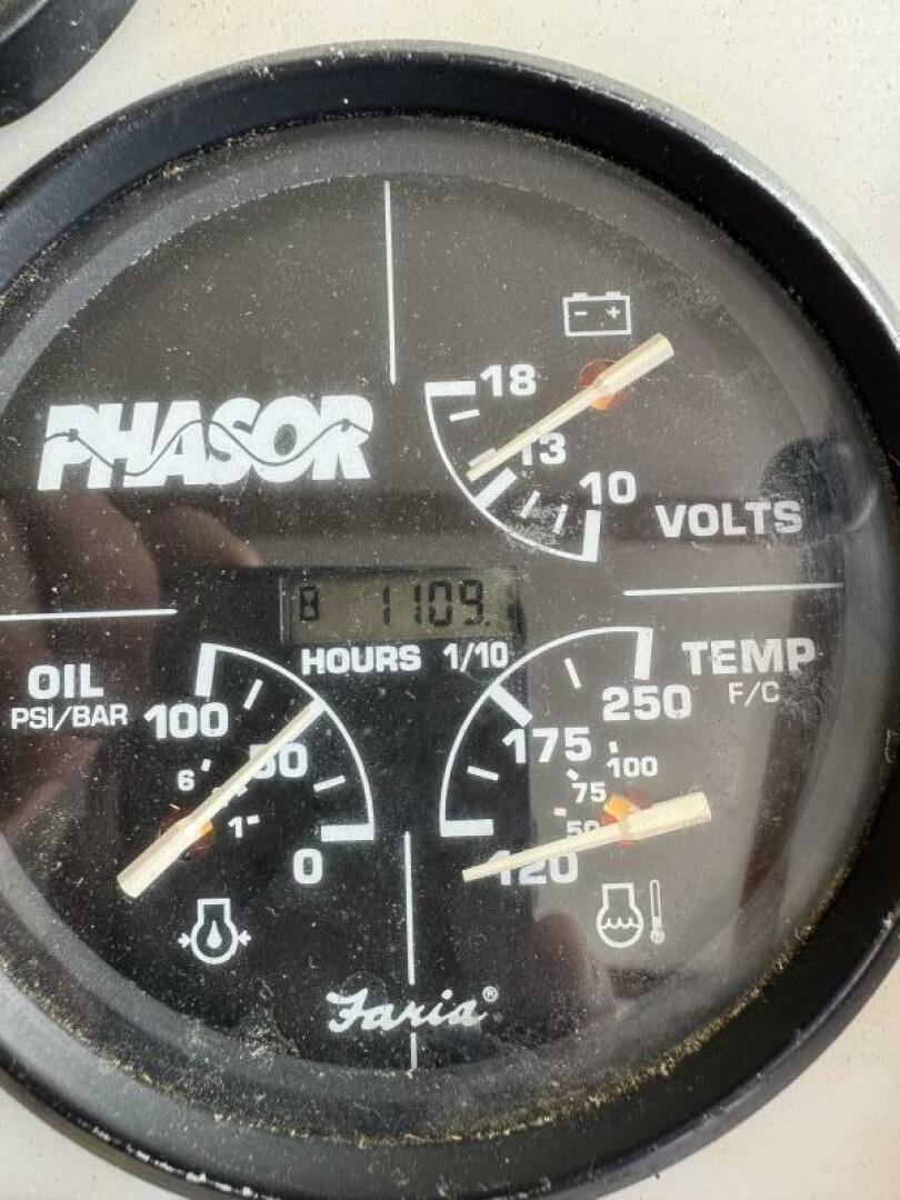 Slide: The Image of Sundowner Tug 30 1984 - 5482118