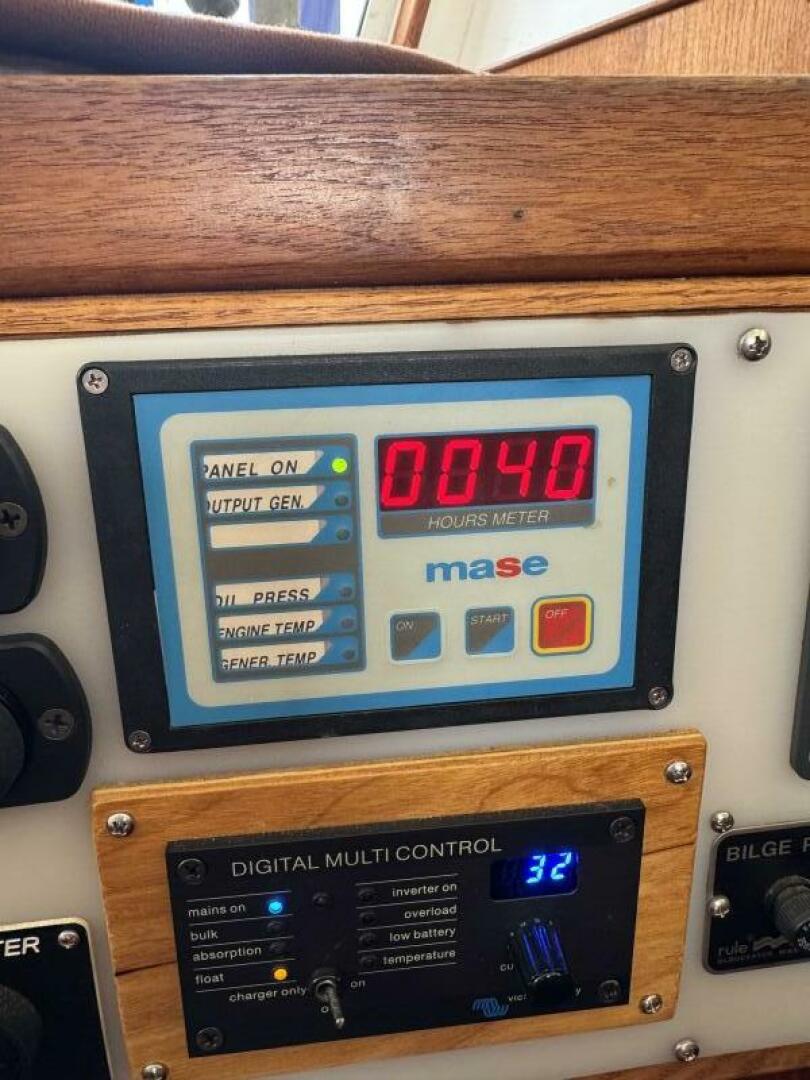 Slide: The Image of Sundowner Tug 30 1984 - 5482119