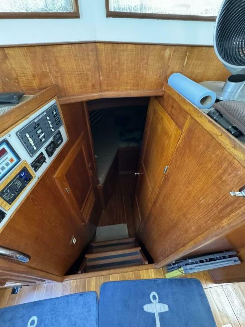 Slide: The Image of Sundowner Tug 30 1984 - 5482148