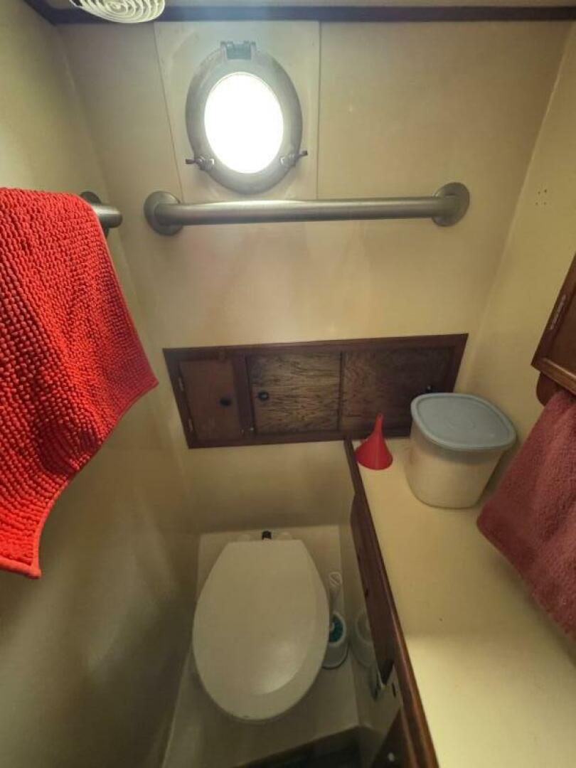 Slide: The Image of Sundowner Tug 30 1984 - 5482159