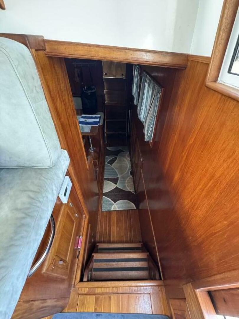 Slide: The Image of Sundowner Tug 30 1984 - 5482162