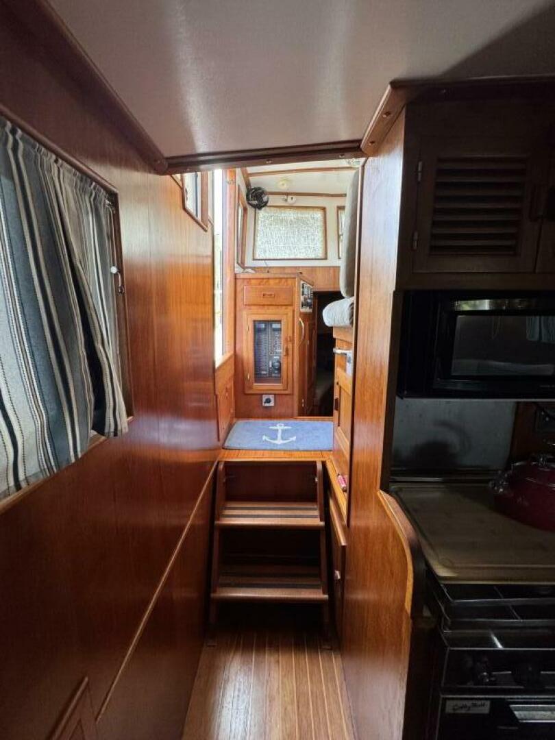 Slide: The Image of Sundowner Tug 30 1984 - 5482163