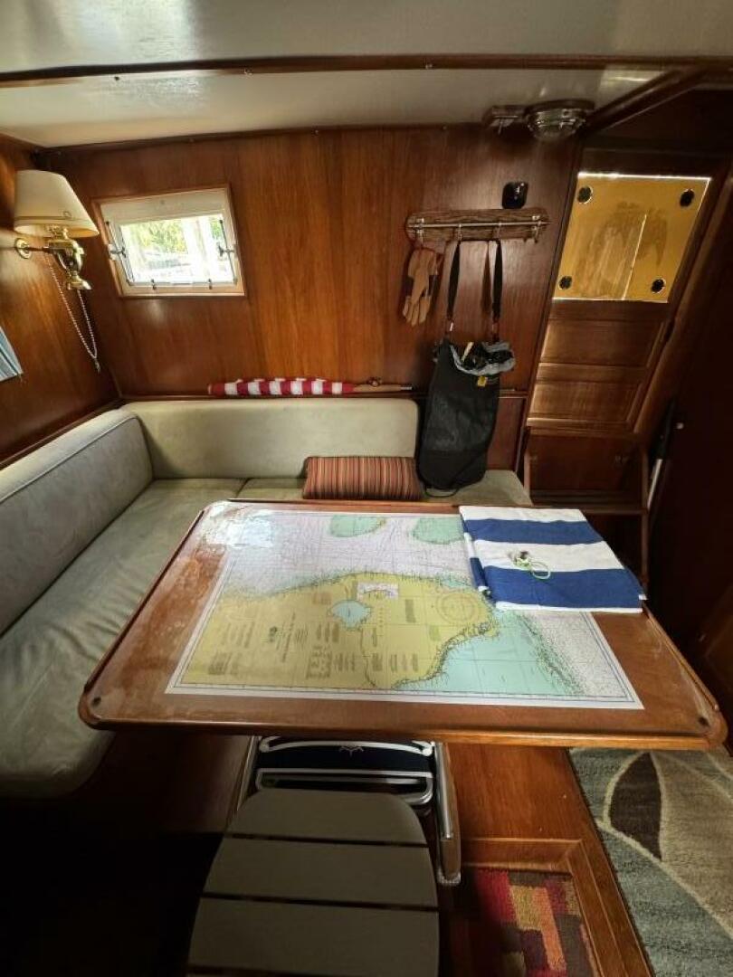 Slide: The Image of Sundowner Tug 30 1984 - 5482167