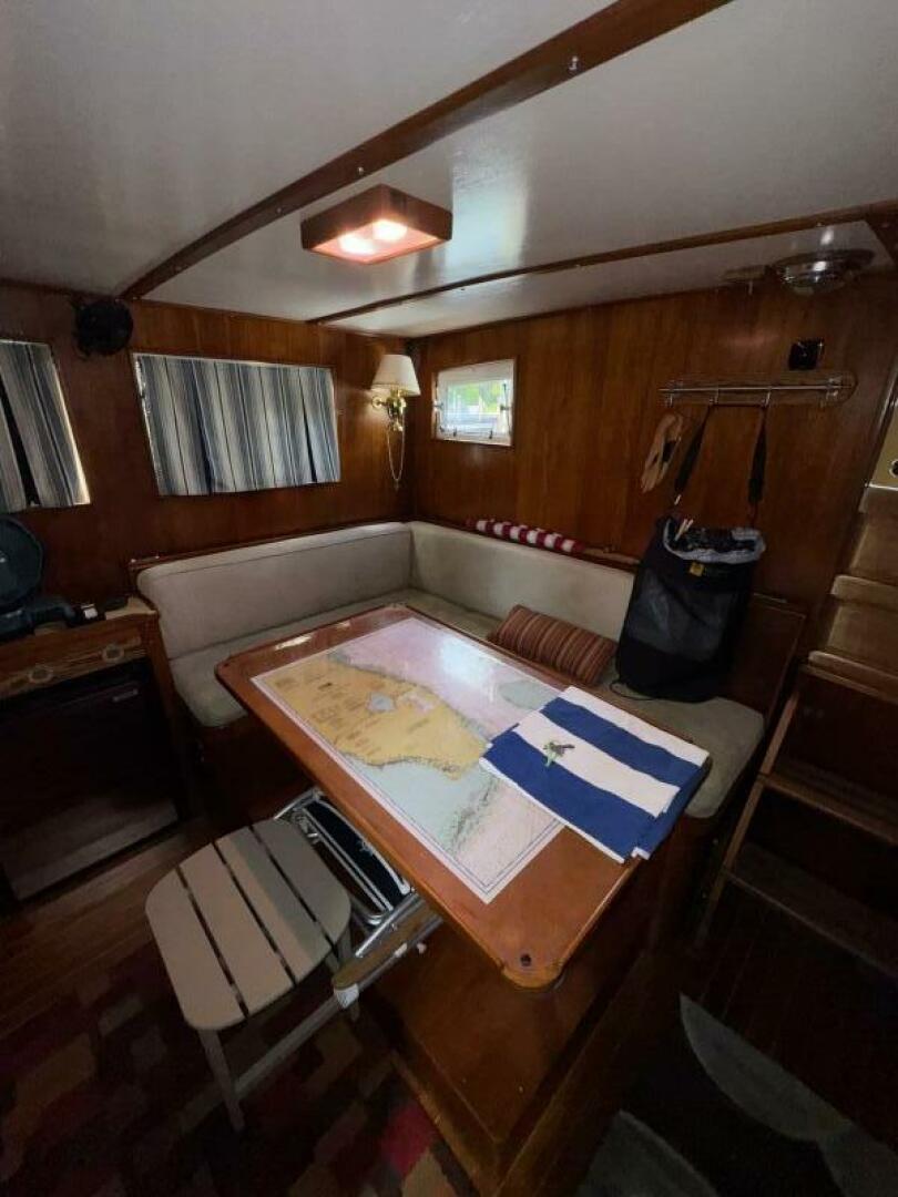 Slide: The Image of Sundowner Tug 30 1984 - 5482172