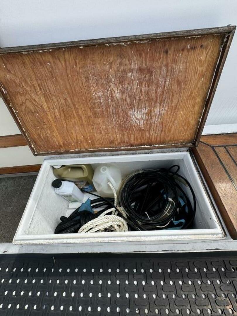 Slide: The Image of Sundowner Tug 30 1984 - 5482188