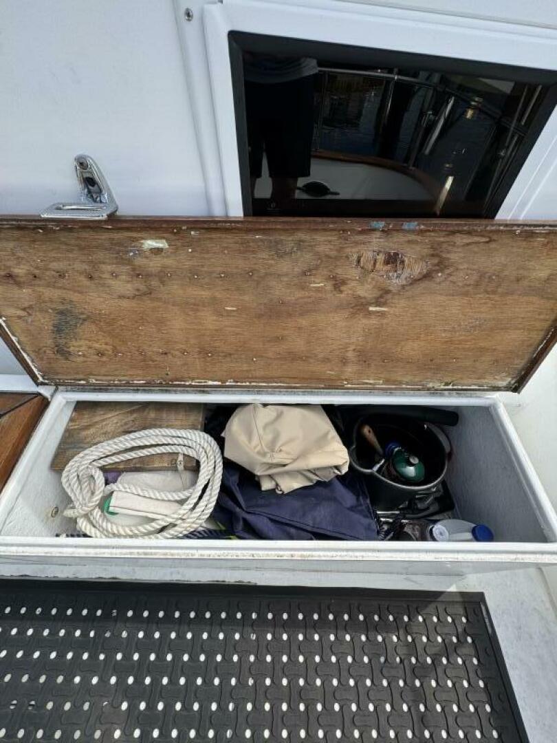 Slide: The Image of Sundowner Tug 30 1984 - 5482189