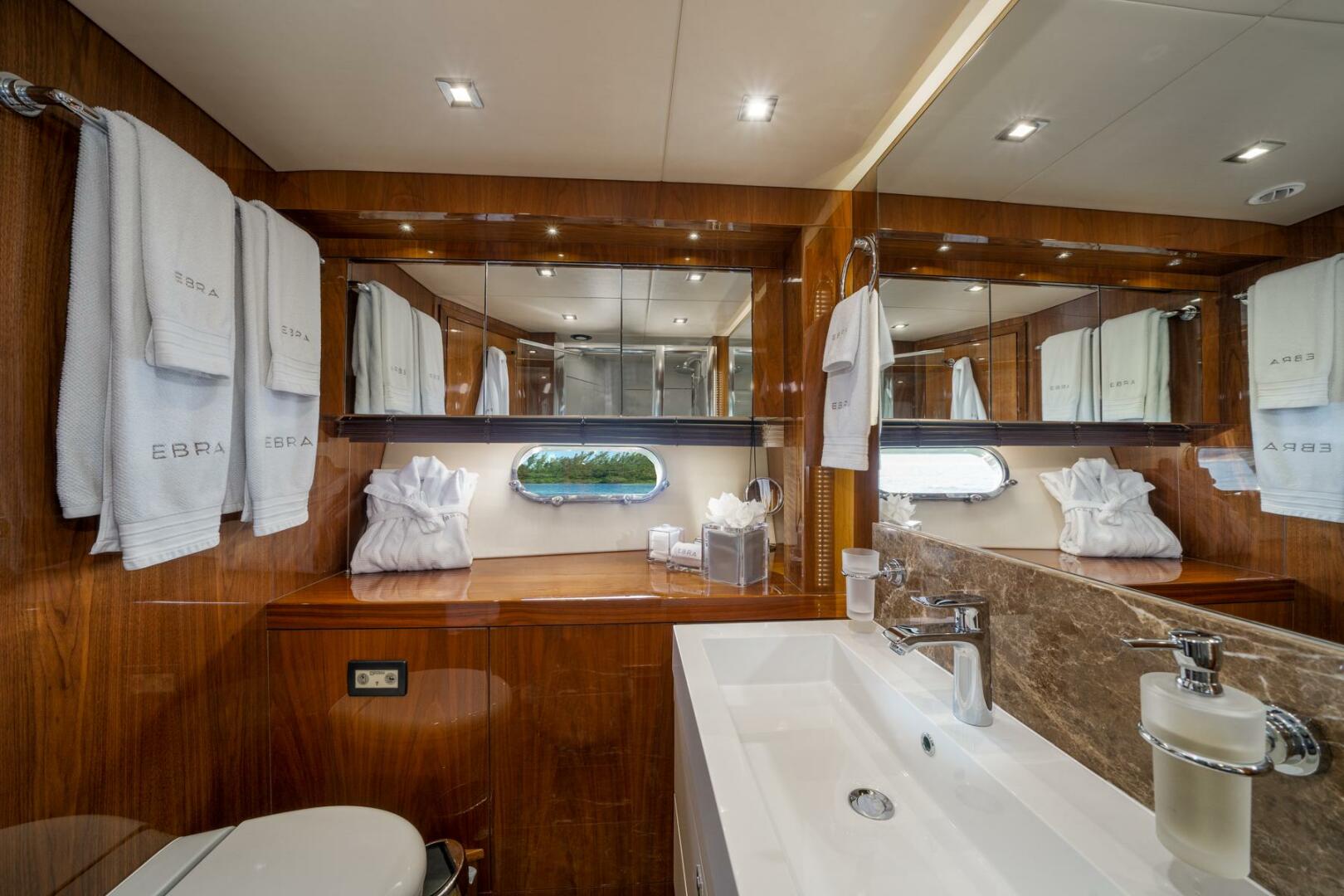 Slide: The Image of Sunseeker 28 Meter 2015 Sunseeker 28 Meter for sale  - 3873206