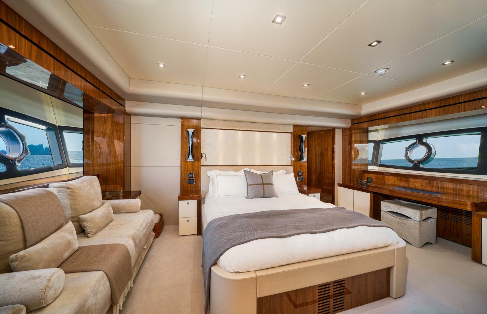 Slide: The Image of Sunseeker 28 Meter 2015 Sunseeker 28 Meter for sale  - 3873210