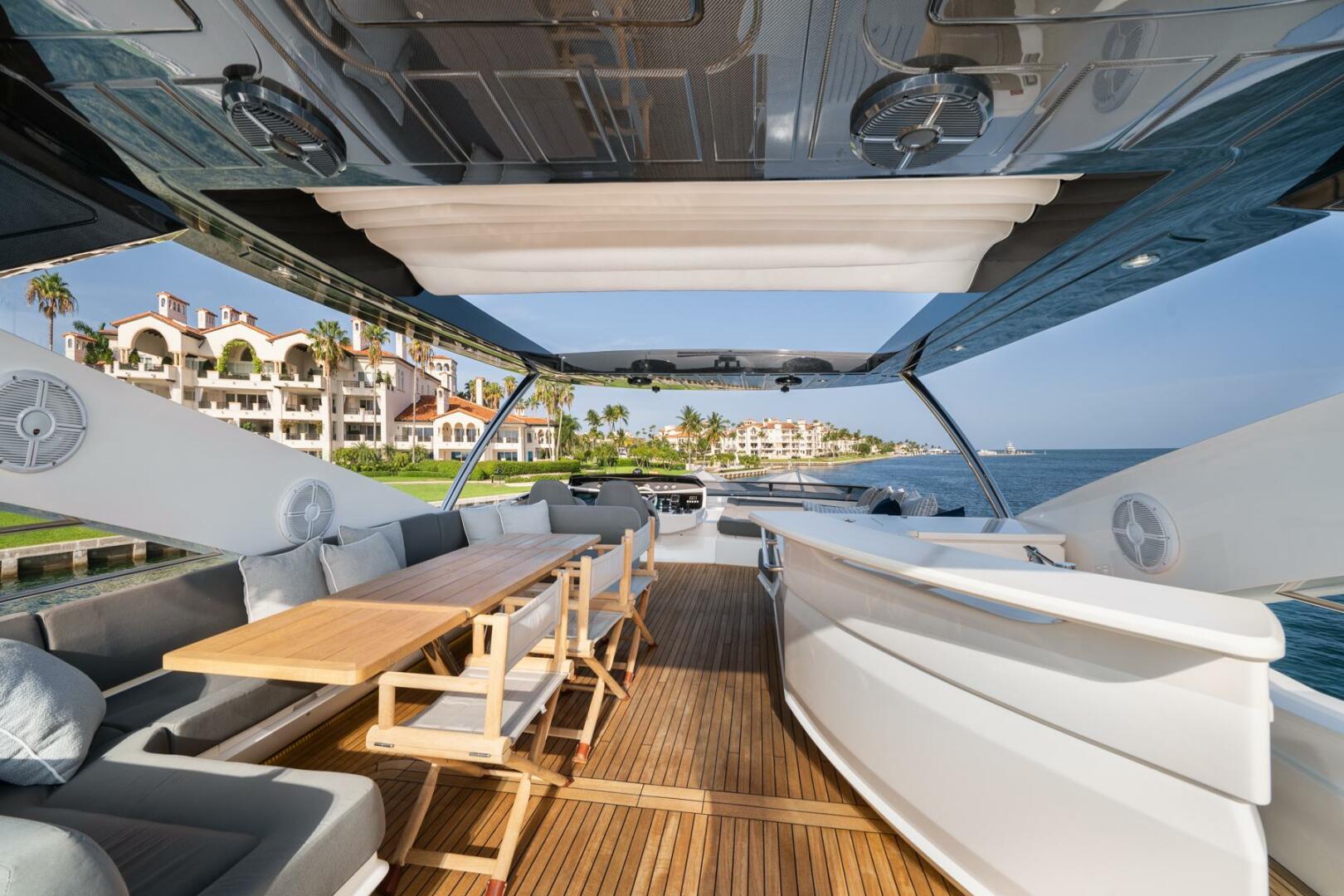 Slide: The Image of Sunseeker 28 Meter 2015 Sunseeker 28 Meter for sale  - 3873225