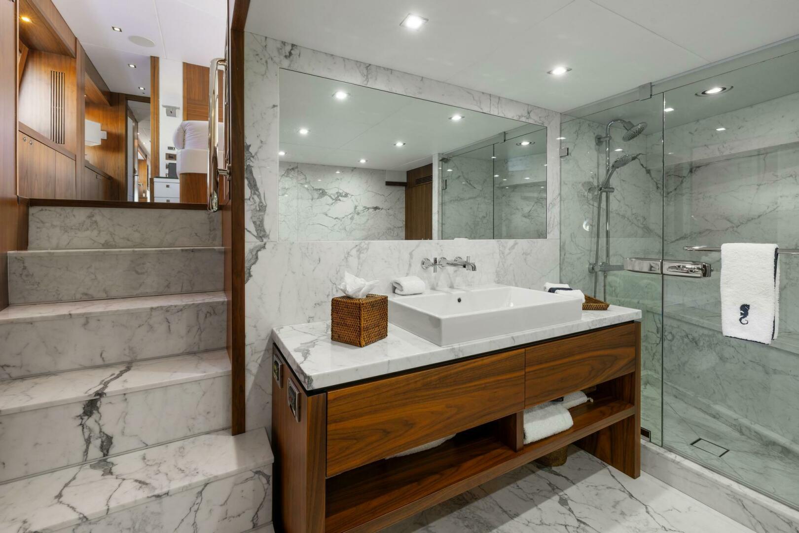 Slide: The Image of Sunseeker 34M 2011 - 4031992