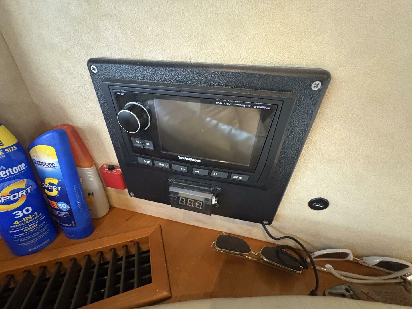 Slide: The Image of 2004 Sunseeker 56 Manhattan  - 5432498