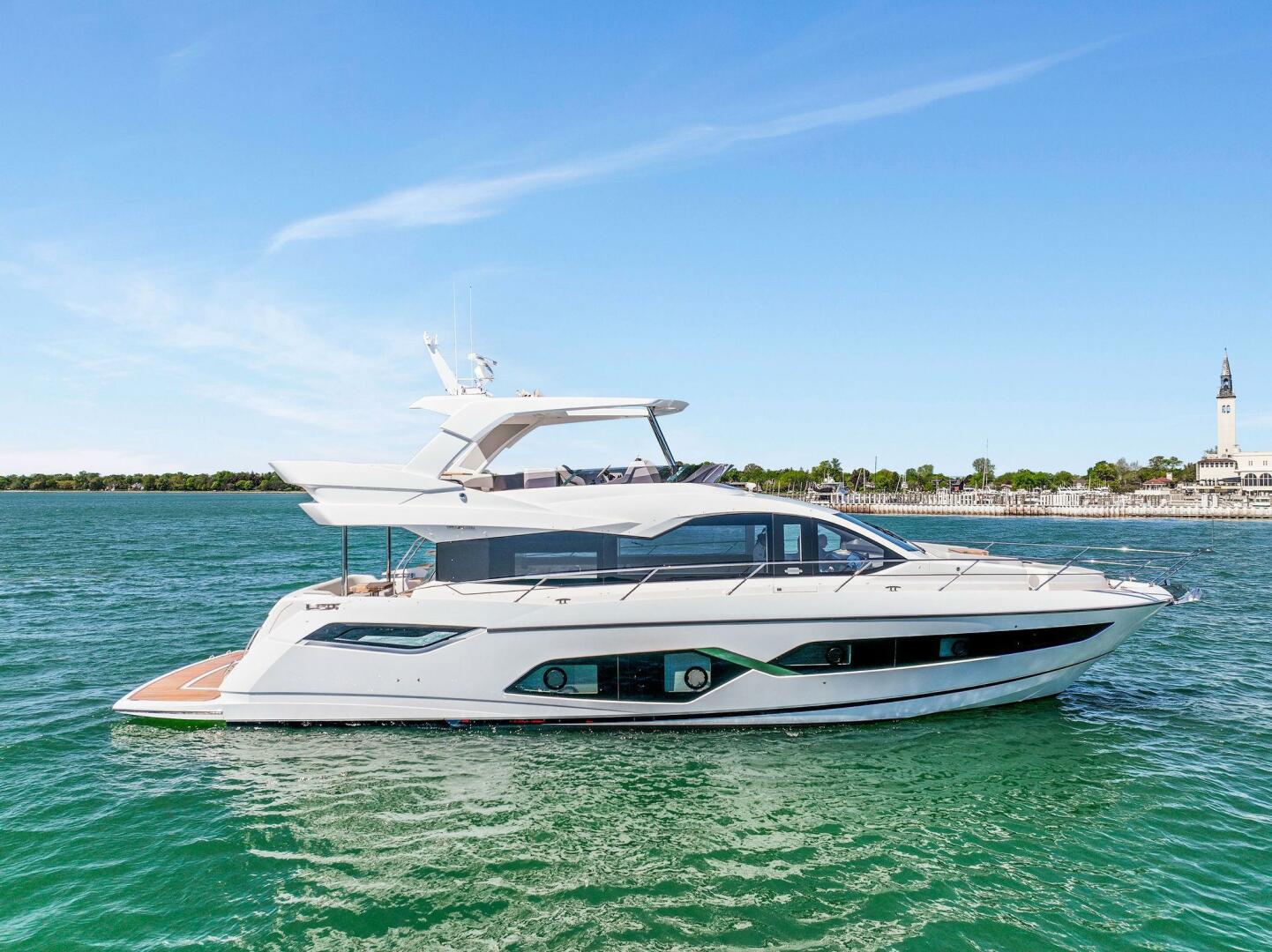 Slide: The Image of Sunseeker 68 Manhattan 2024 - 4427215