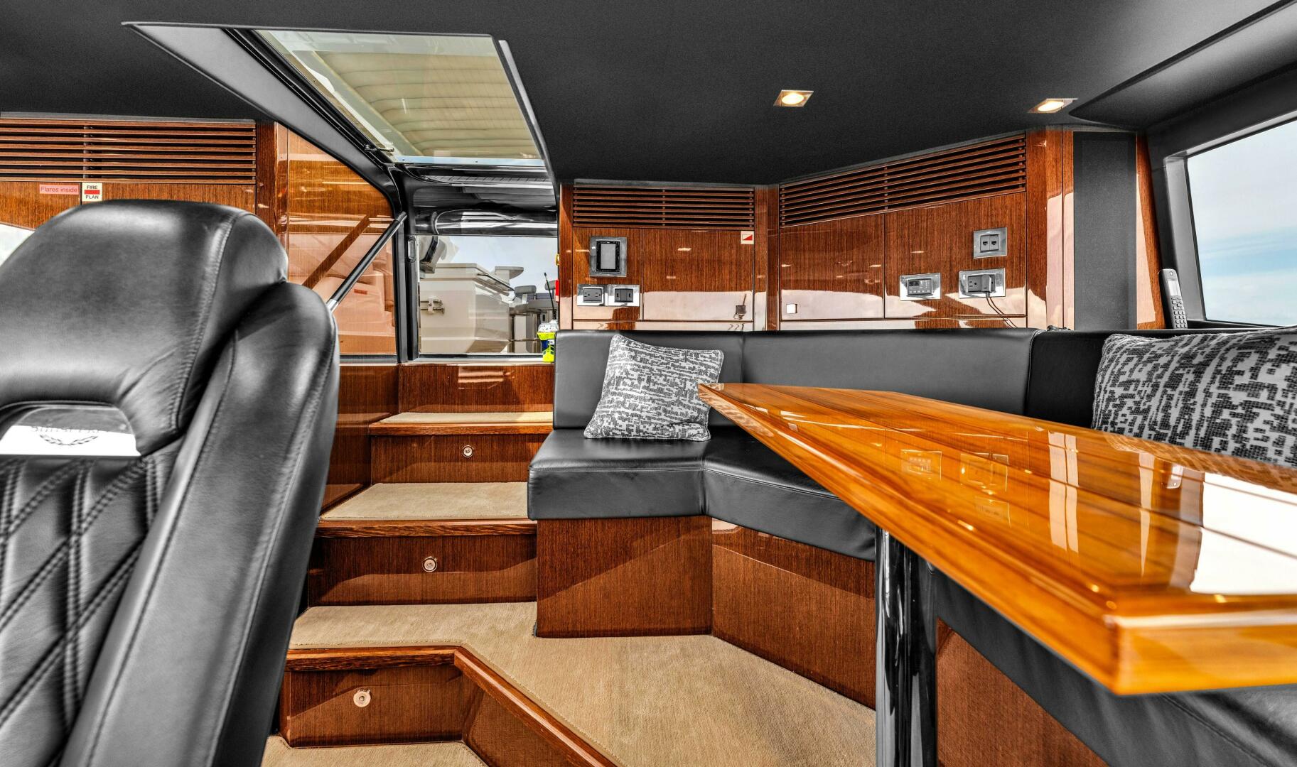 Slide: The Image of Sunseeker 95 2018 - 4722654