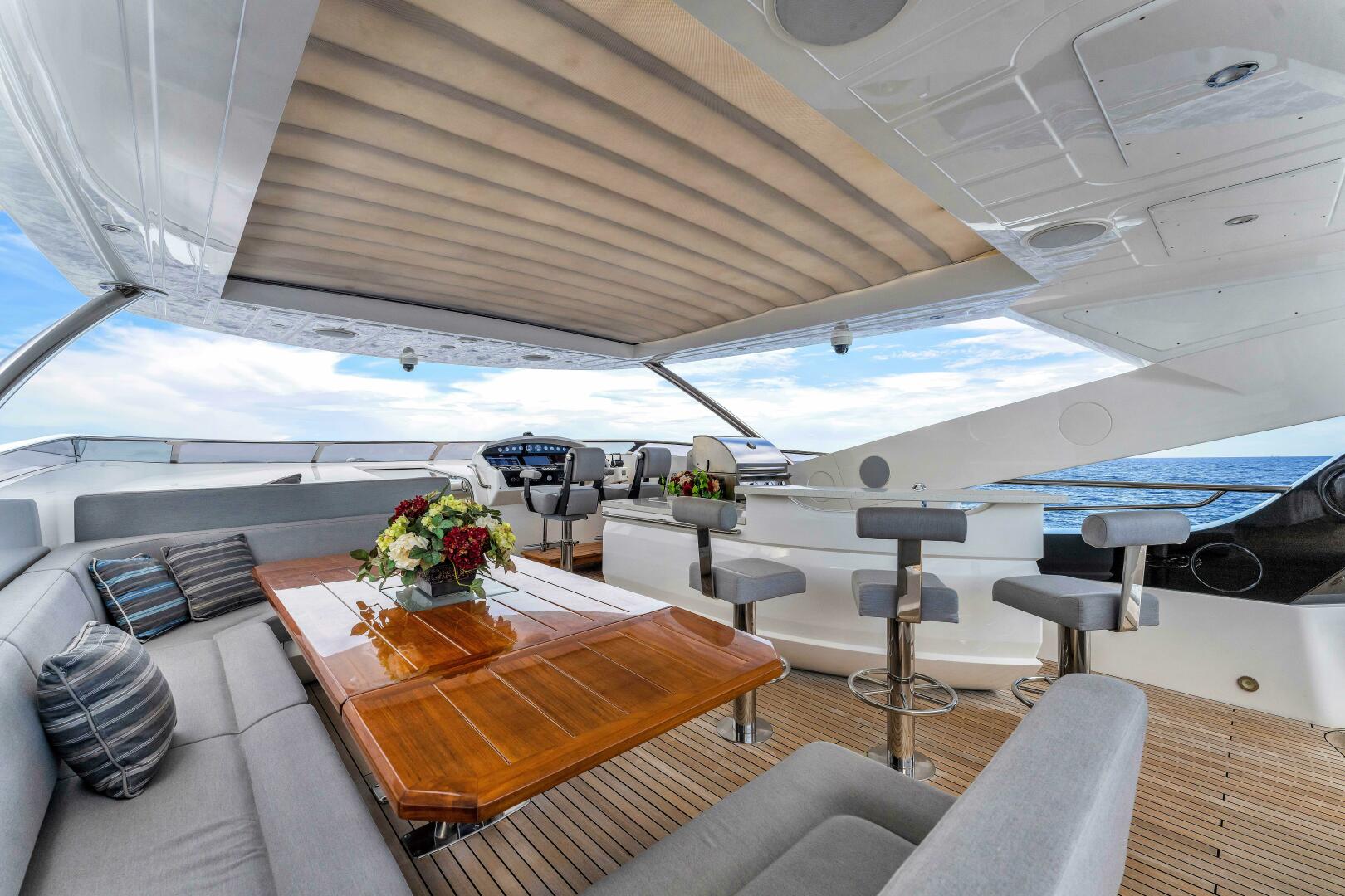 Slide: The Image of Sunseeker 95 2018 - 4722656