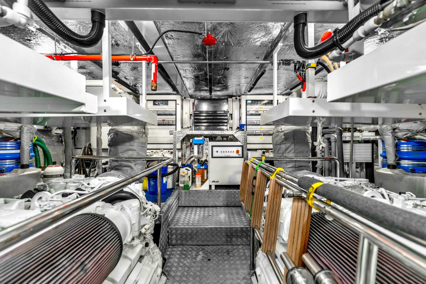 Slide: The Image of Sunseeker 95 2018 - 4722662