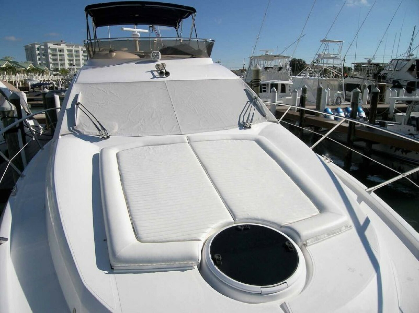 Slide: The Image of Foredeck Sunpad - 4573732