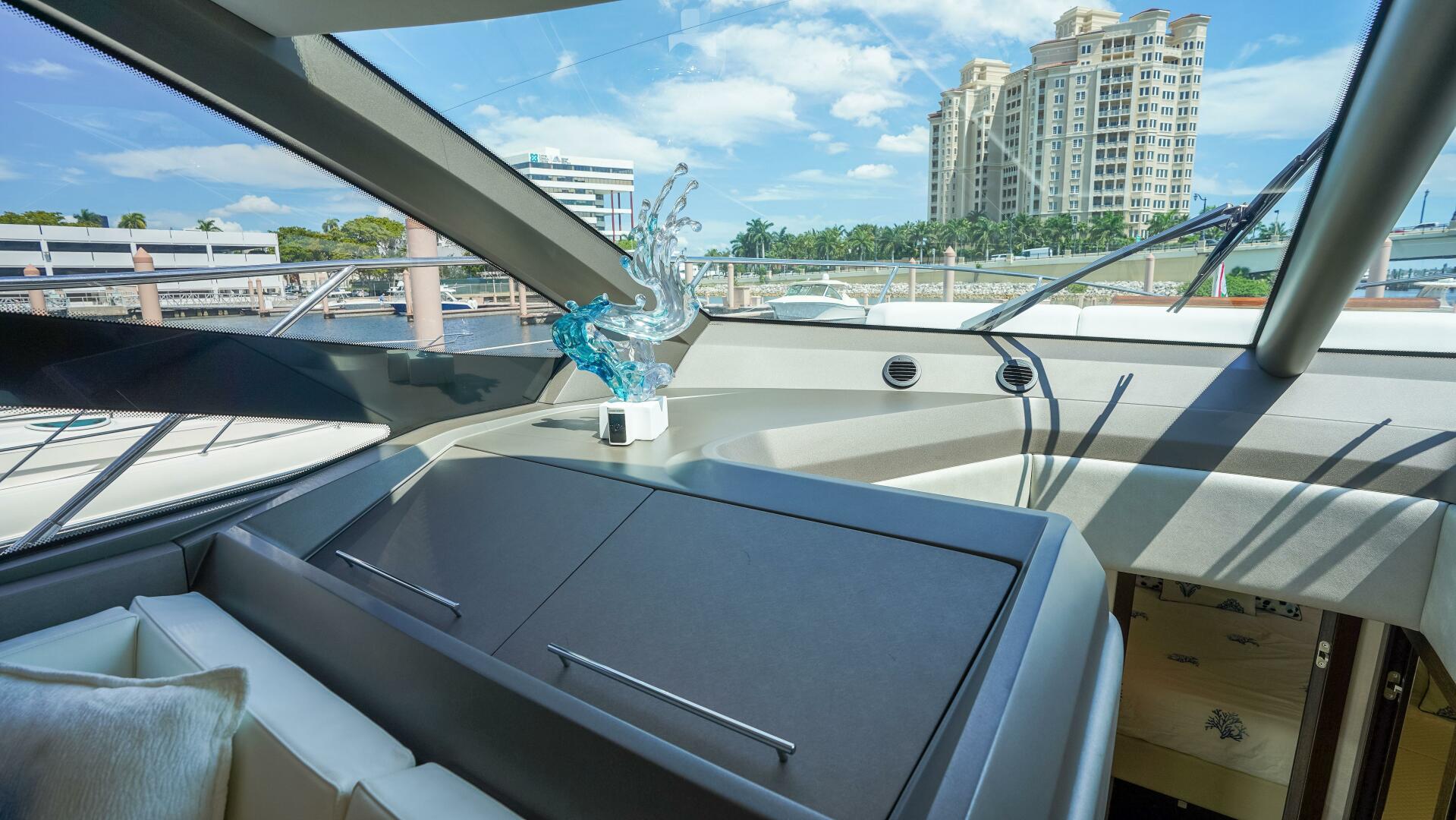 Slide: The Image of Sunseeker Manhattan 52 2018 - 5529324