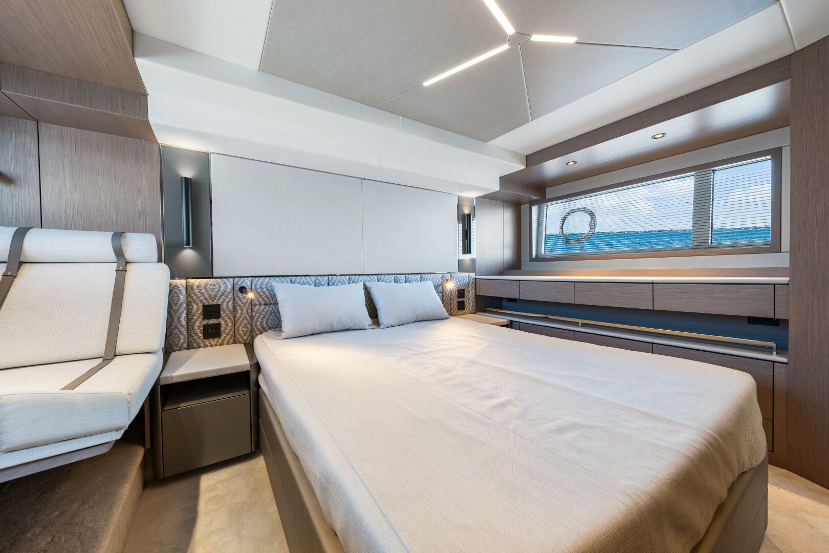 Slide: The Image of Sunseeker Manhattan 55 2021 - 4855467