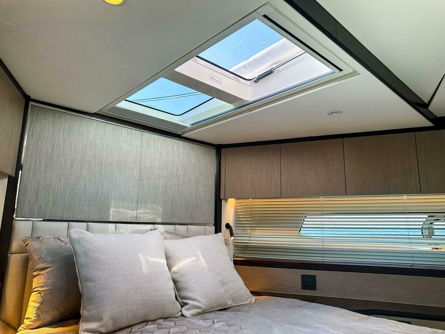 Slide: The Image of Sunseeker Manhattan 55 2024 - 4428279