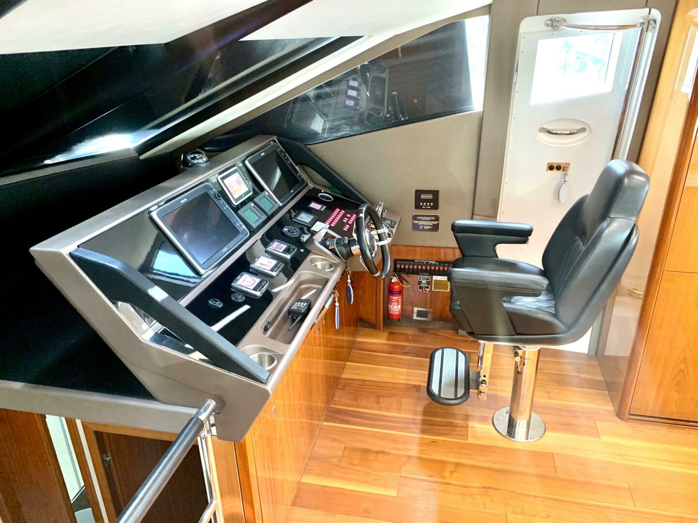 Slide: The Image of Sunseeker Manhattan 65 2016 - 3756029