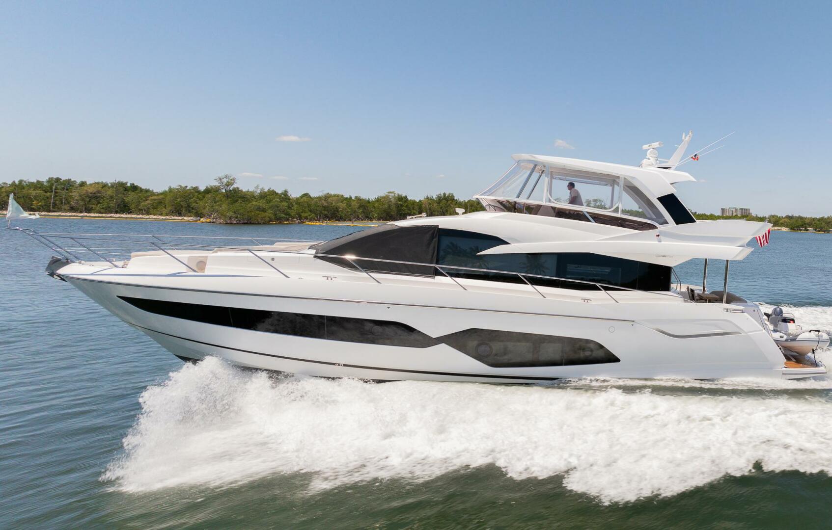 Slide: The Image of Sunseeker Manhattan 66 2019 - 4317301
