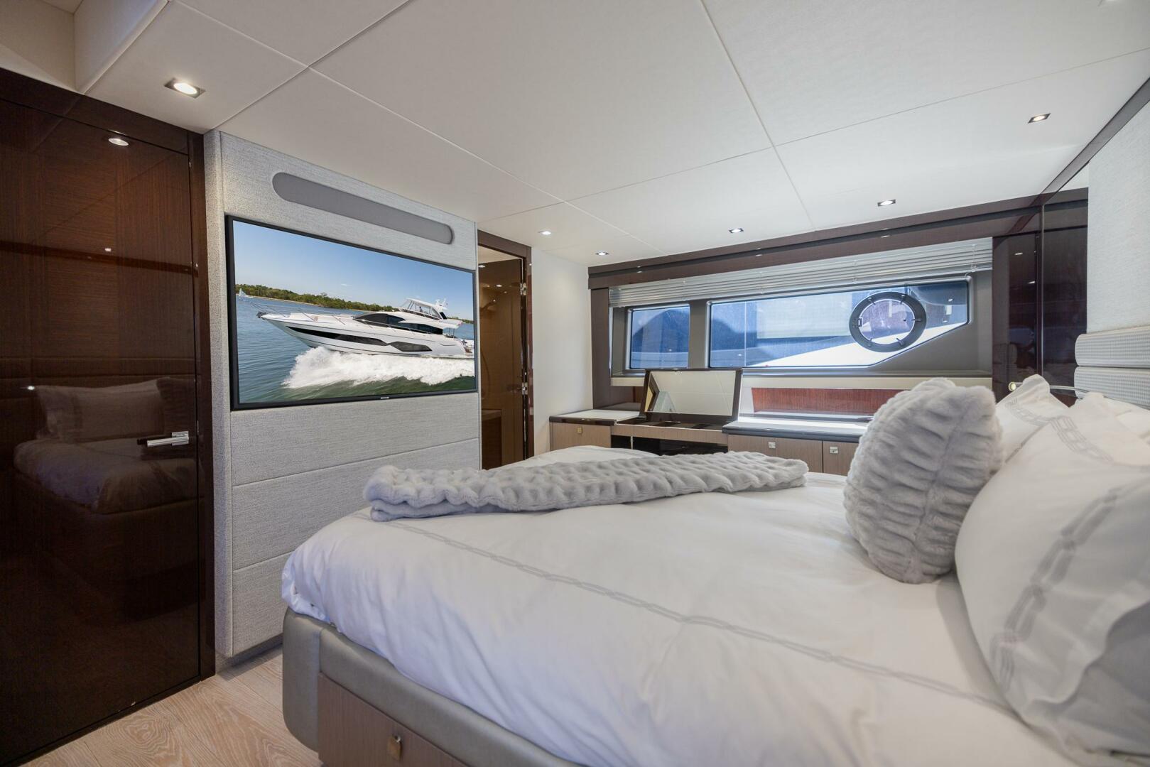 Slide: The Image of Sunseeker Manhattan 66 2019 - 4317304