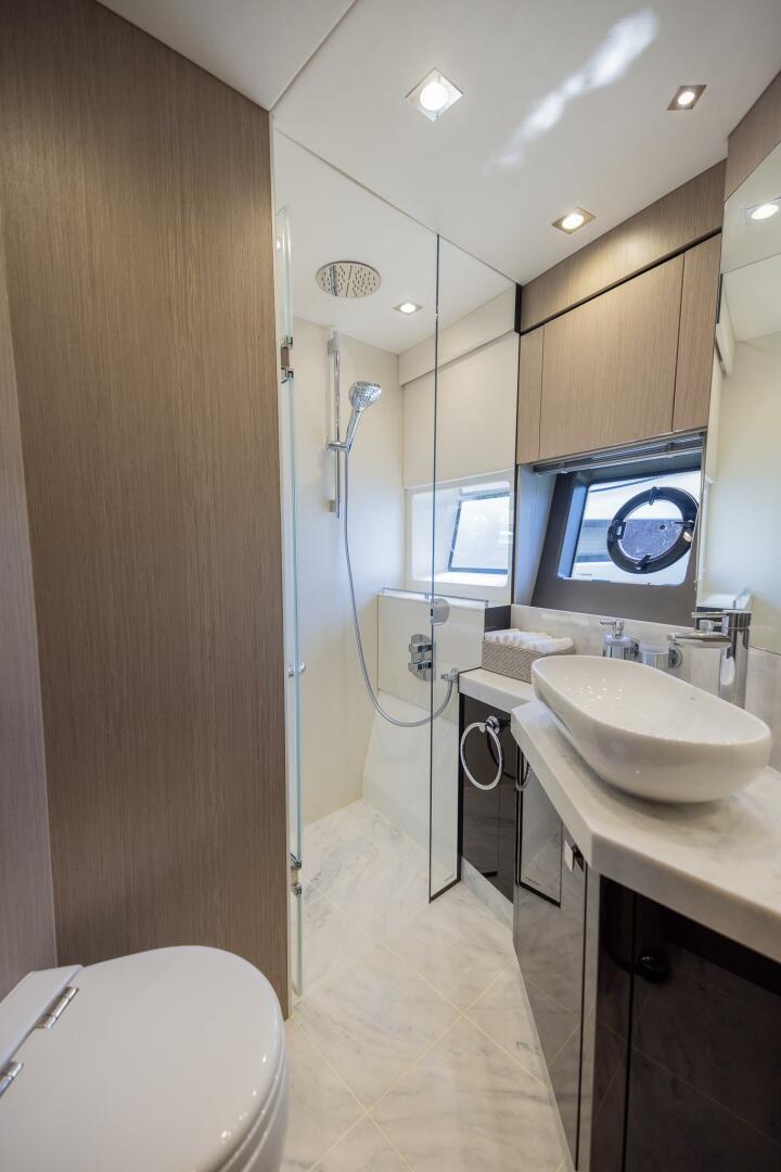 Slide: The Image of Sunseeker Manhattan 66 2019 - 4317308