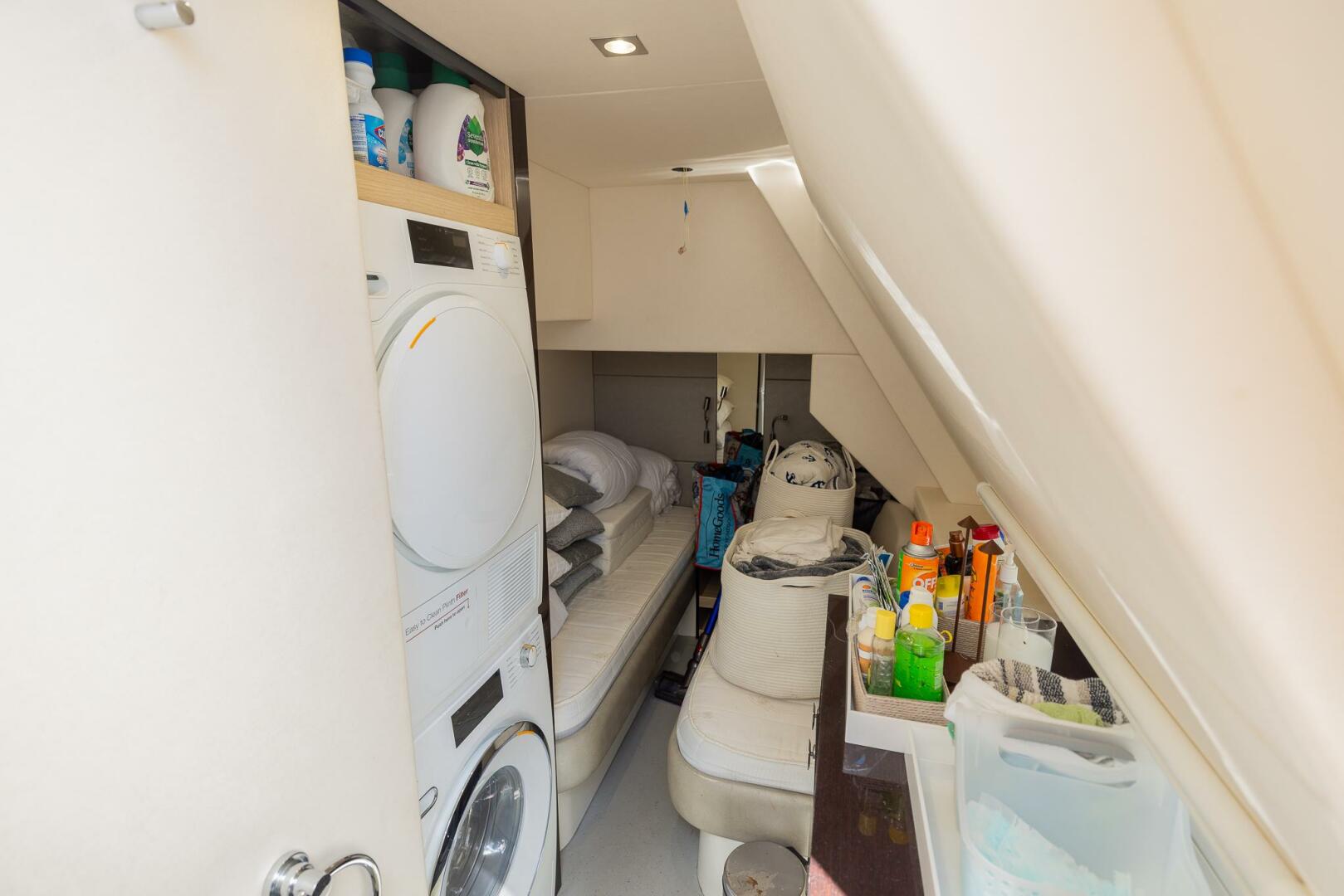 Slide: The Image of Sunseeker Manhattan 66 2019 - 4317316