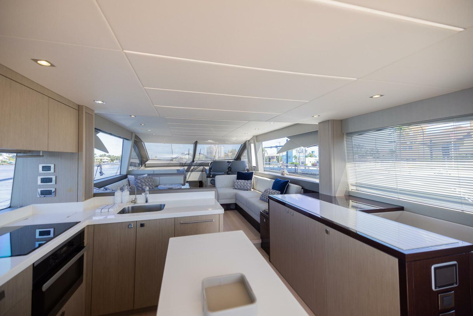 Slide: The Image of Sunseeker Manhattan 66 2019 - 4317319