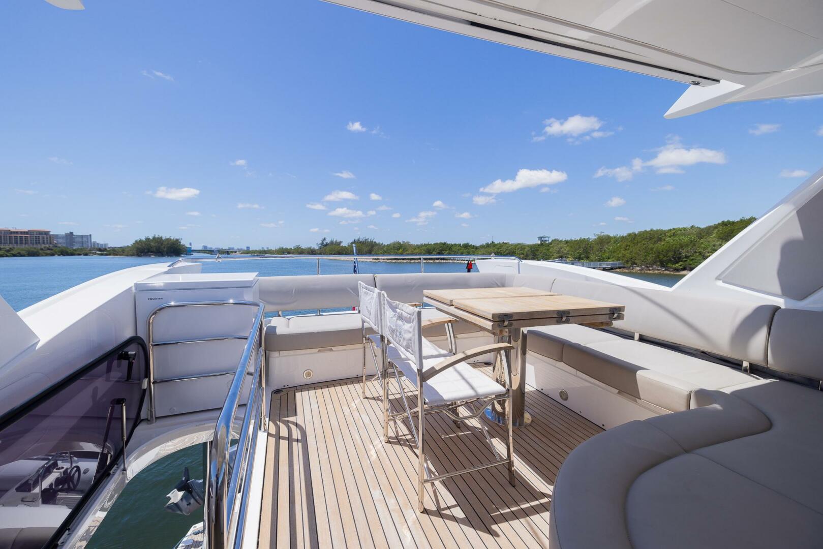 Slide: The Image of Sunseeker Manhattan 66 2019 - 4317334