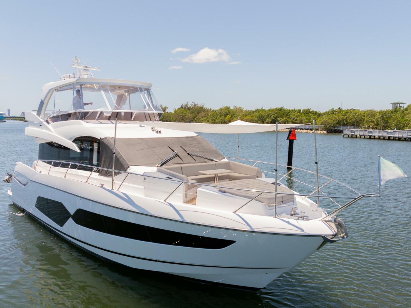 Slide: The Image of Sunseeker Manhattan 66 2019 - 4317345