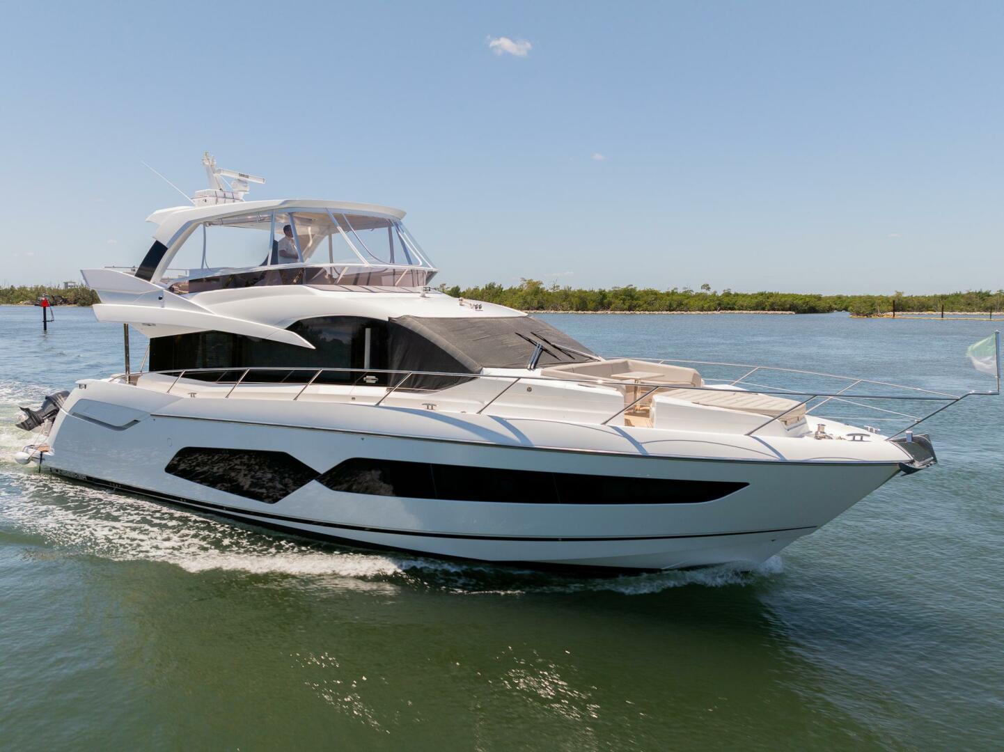 Slide: The Image of Sunseeker Manhattan 66 2019 - 4317350