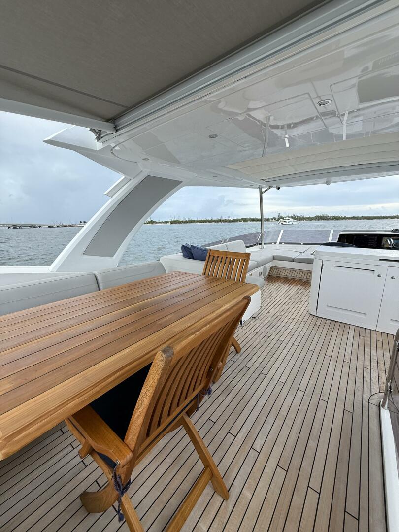 Slide: The Image of Sunseeker Manhattan 68 2022 - 5455932