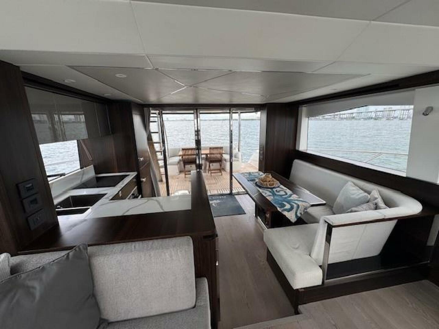 Slide: The Image of Sunseeker Manhattan 68 2022 - 5455940