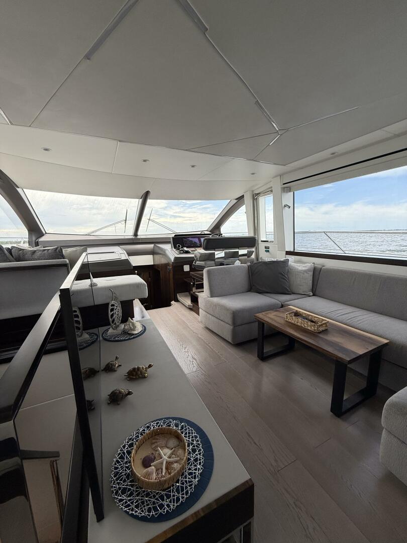 Slide: The Image of Sunseeker Manhattan 68 2022 - 5455945