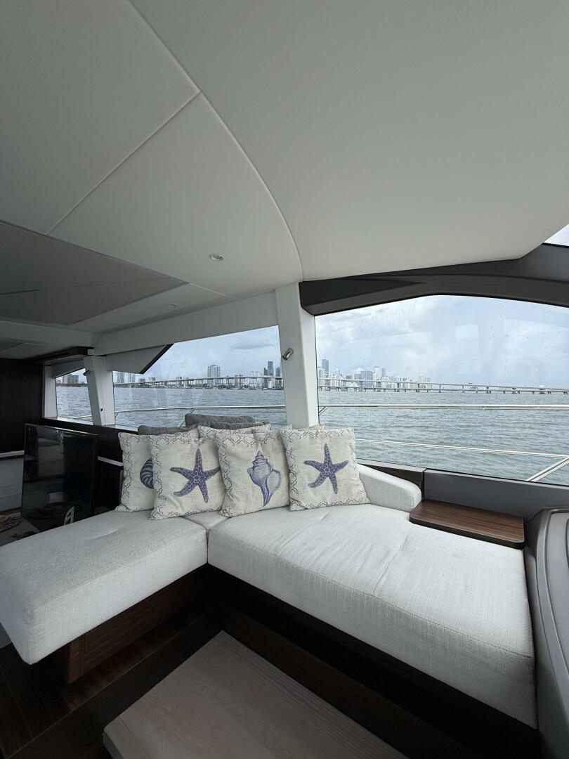 Slide: The Image of Sunseeker Manhattan 68 2022 - 5455958