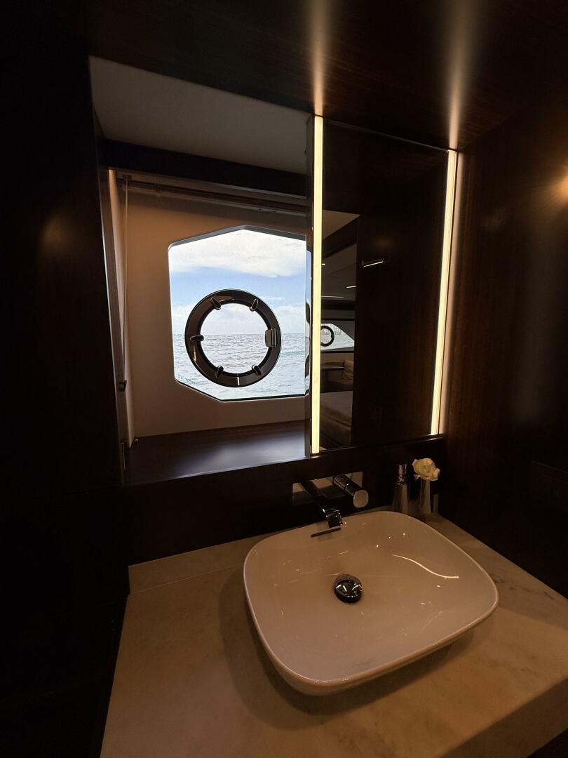 Slide: The Image of Sunseeker Manhattan 68 2022 - 5455969
