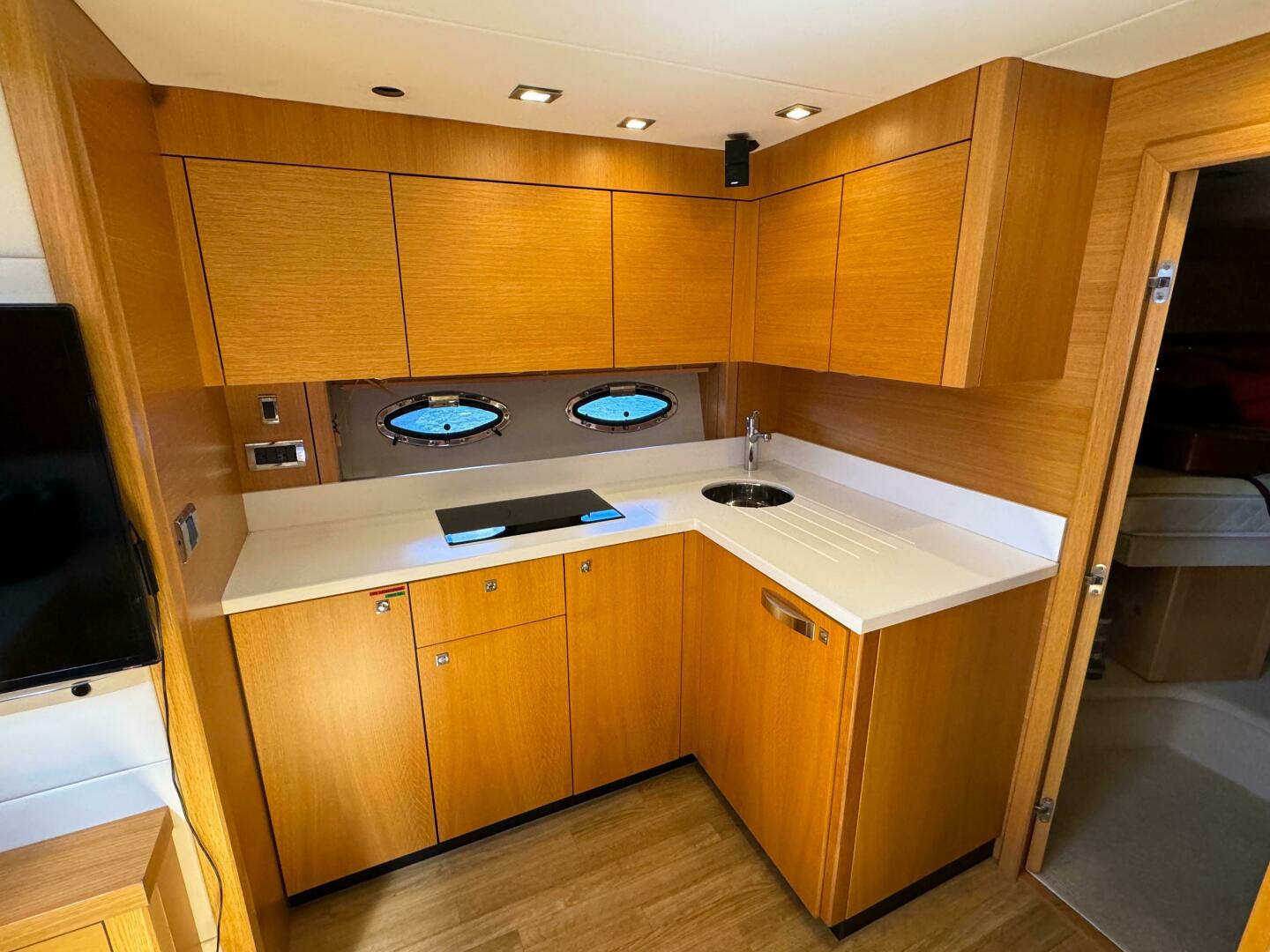 Slide: The Image of Sunseeker Portofino 48 2013 - 4537344