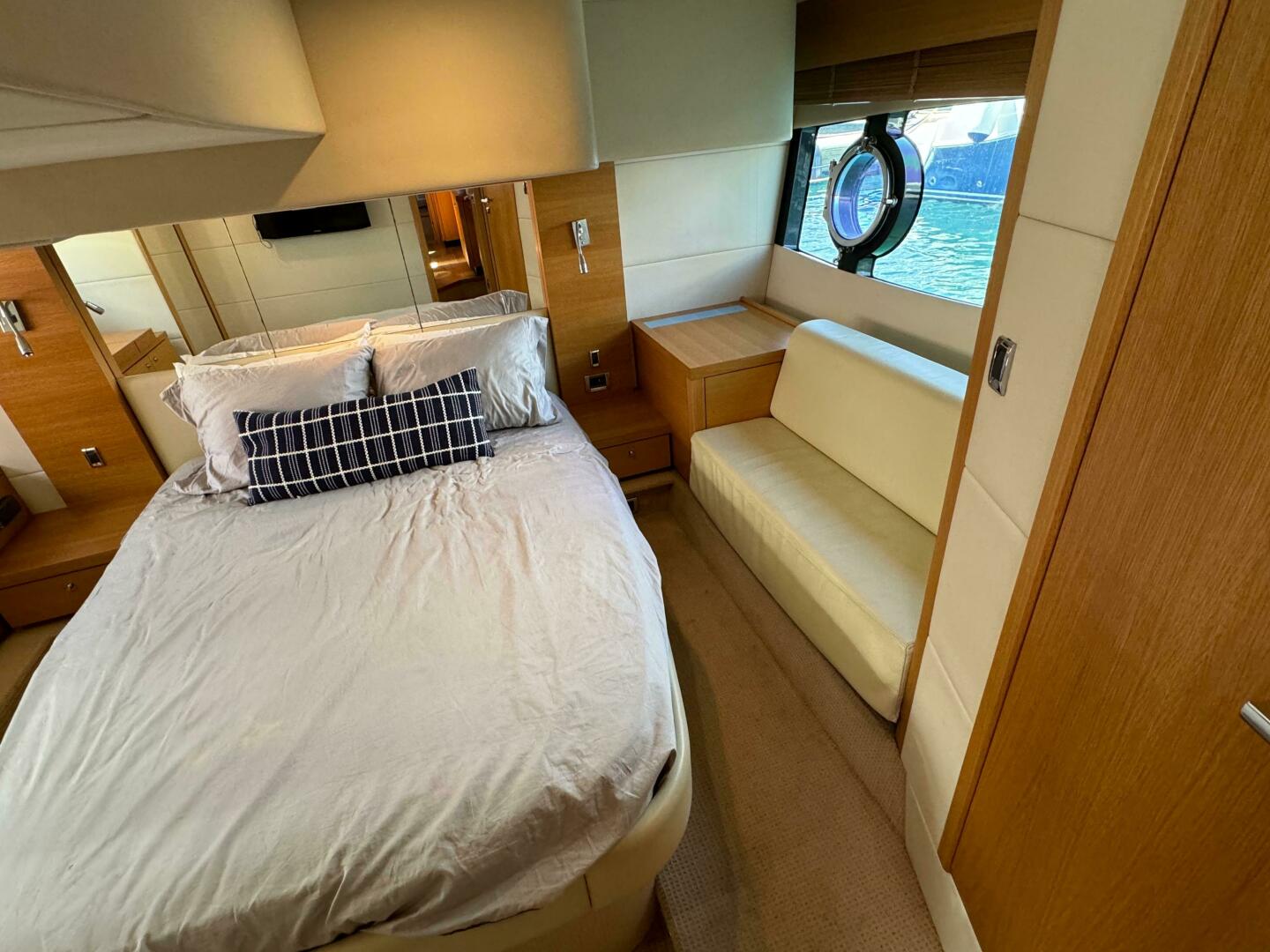 Slide: The Image of Sunseeker Portofino 48 2013 - 4537347