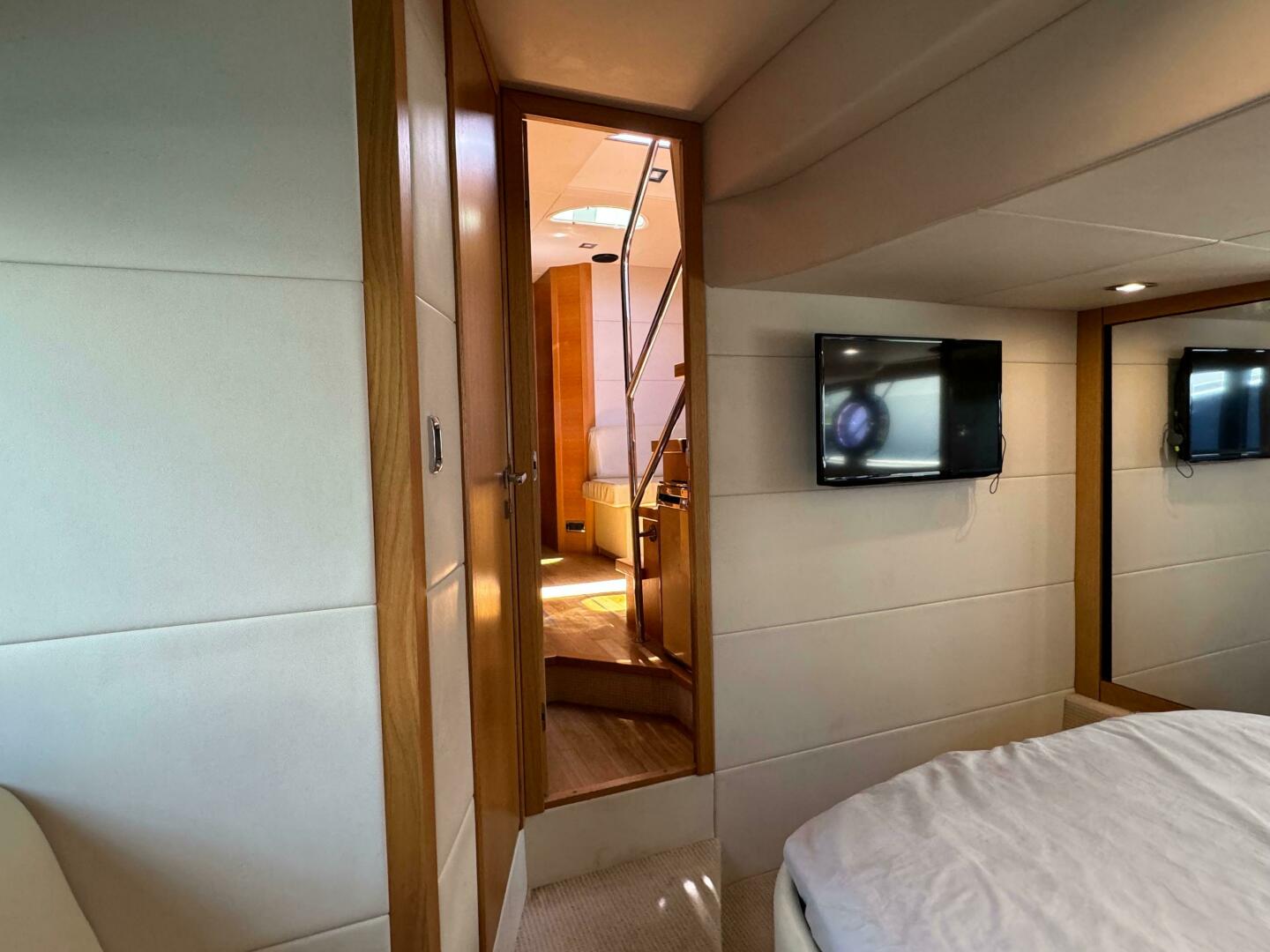 Slide: The Image of Sunseeker Portofino 48 2013 - 4537349