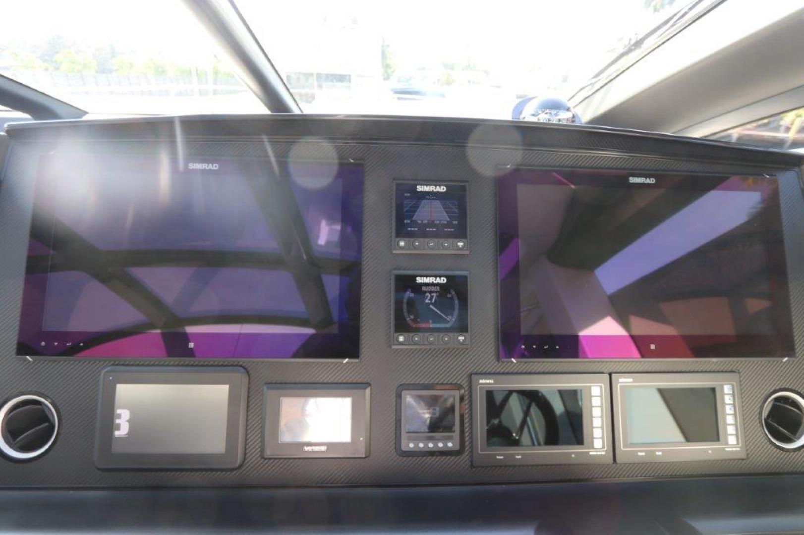 Slide: The Image of Sunseeker Predator 2018 - 1545707