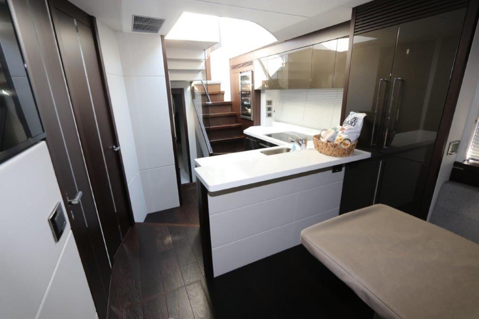 Slide: The Image of Sunseeker Predator 2018 - 1545714