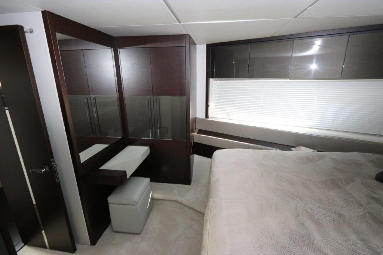 Slide: The Image of Sunseeker Predator 2018 - 1545718
