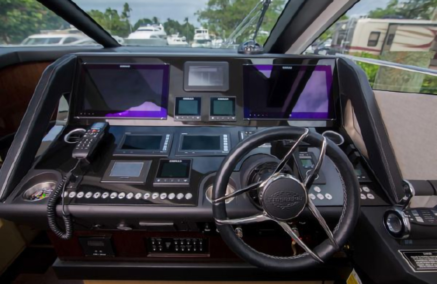 Slide: The Image of Sunseeker Predator 2018 - 1563383