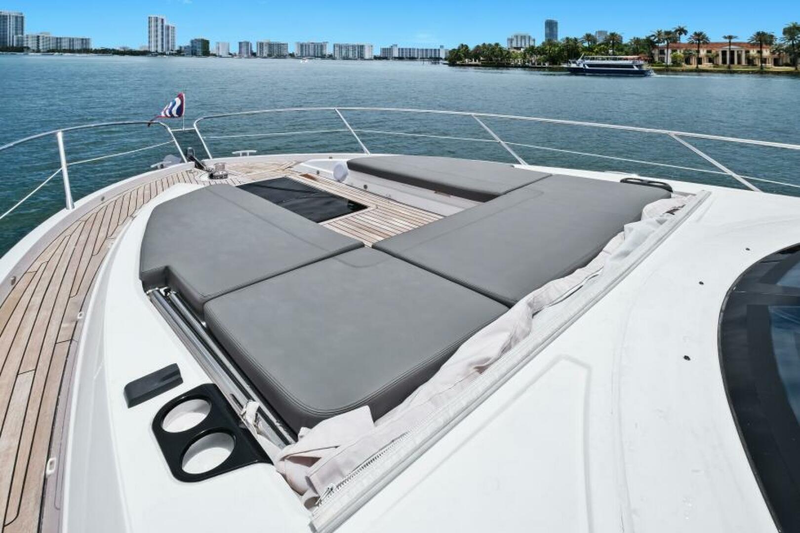 Slide: The Image of 2018 Sunseeker 50 Predator - 5070001